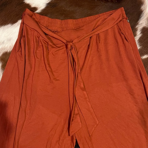 Matilda Jane pants in new condition - Picture 3 of 6